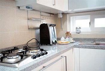 Friends House Apartment