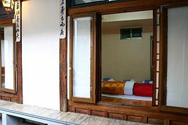 Friends House Apartment